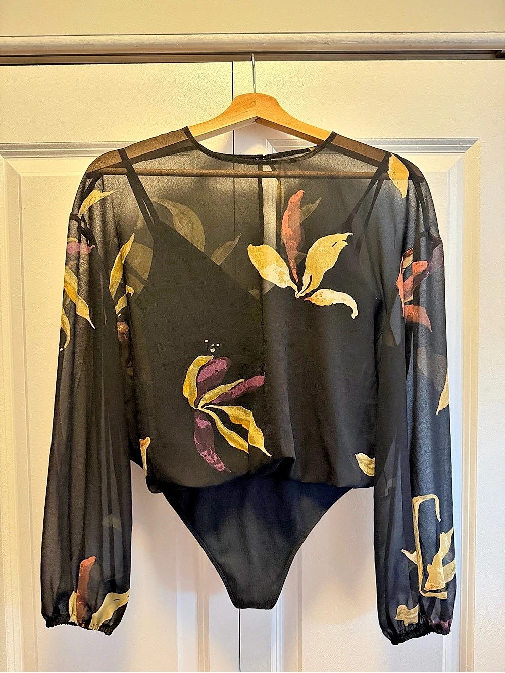Aritzia Wilfred Talmont Floral Bodysuit